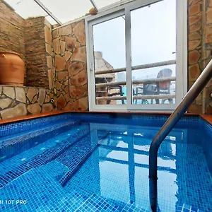 villa-flower-piscina-privada-climatizada.1costadelsol.com/